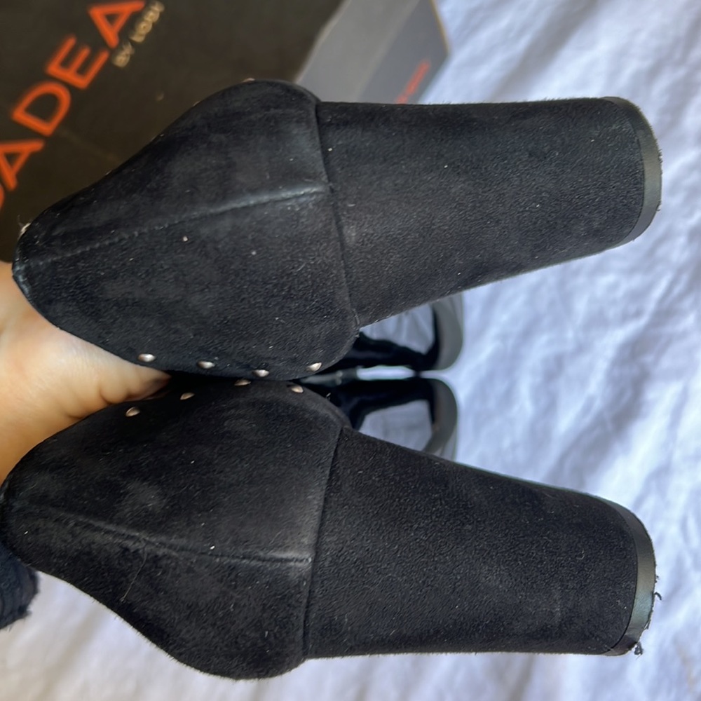 Fades by Lodi block 3” heel shoes classic laced black leather sz.39 glossy Spain - Picture 6 of 17